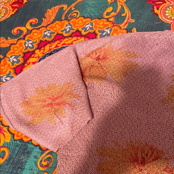 POL Floral Sweater in Pink and Orange - Picture 5 of 12